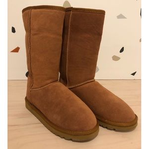 Uggs Classic Tall Chestnut